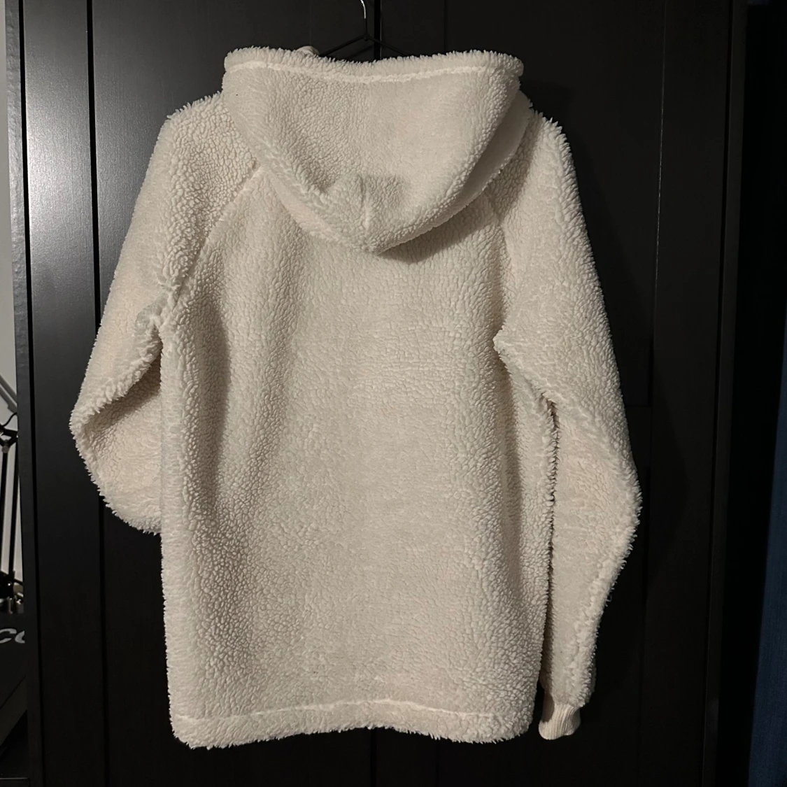 Vit teddyjacka Peak Performance - 1