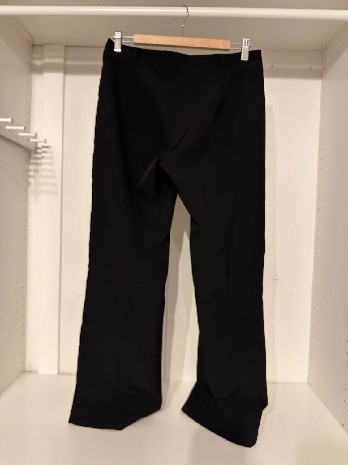 Svarta lågmidjade kostymbyxor - 3