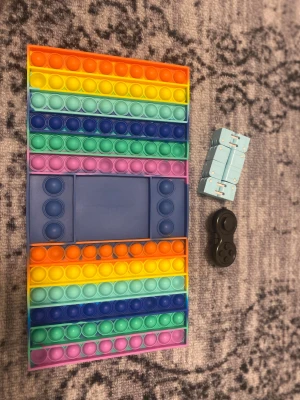 Figit toy - Lägg pris för att snabb affär 