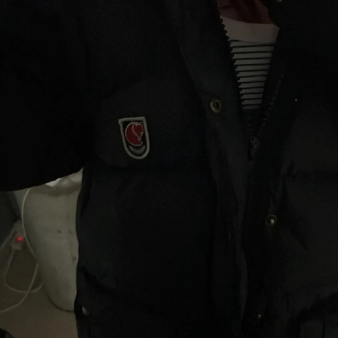 Svart dunjacka från Fjällräven  - 2