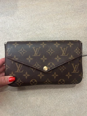 Snygga väskan  - Snygga väskan 