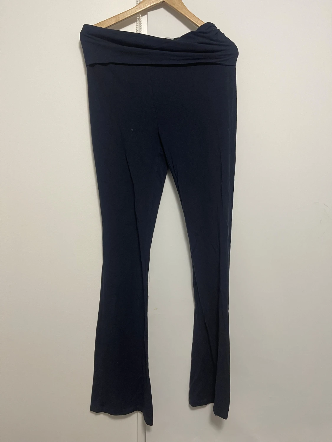 Mörkblå mjukisbyxor från 157, storlek L