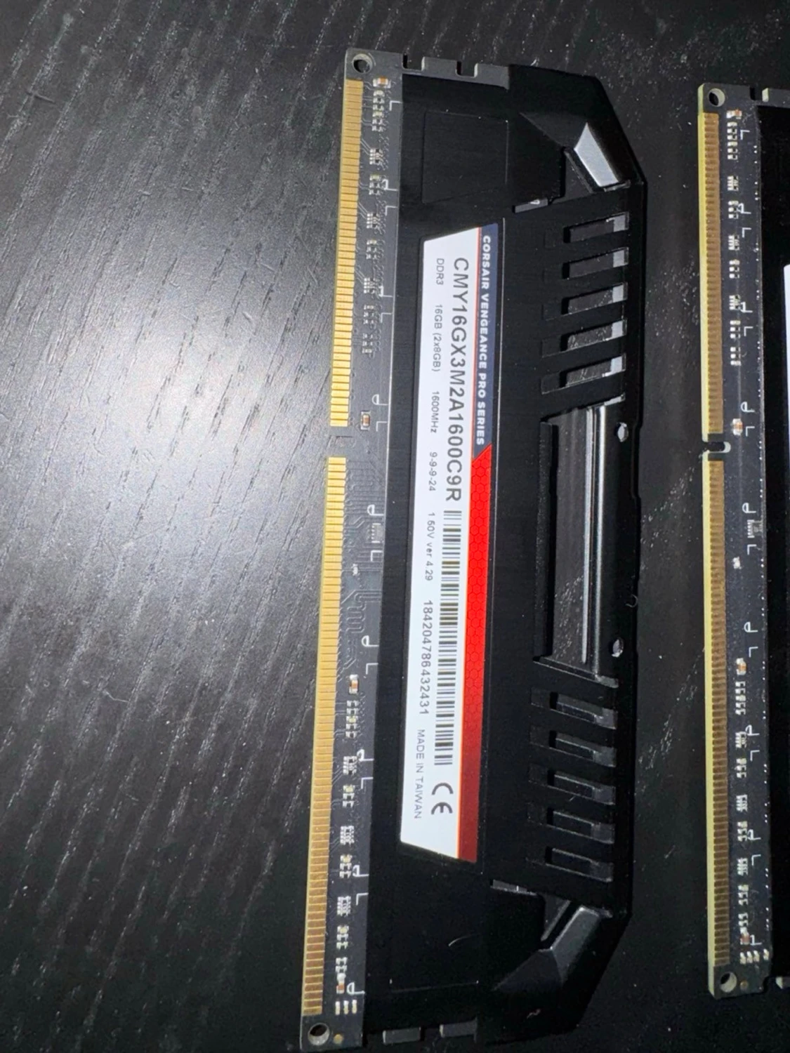 Corsair Vengeance Pro Series DDR3 16GB (2x8GB) 1600MHz - 2