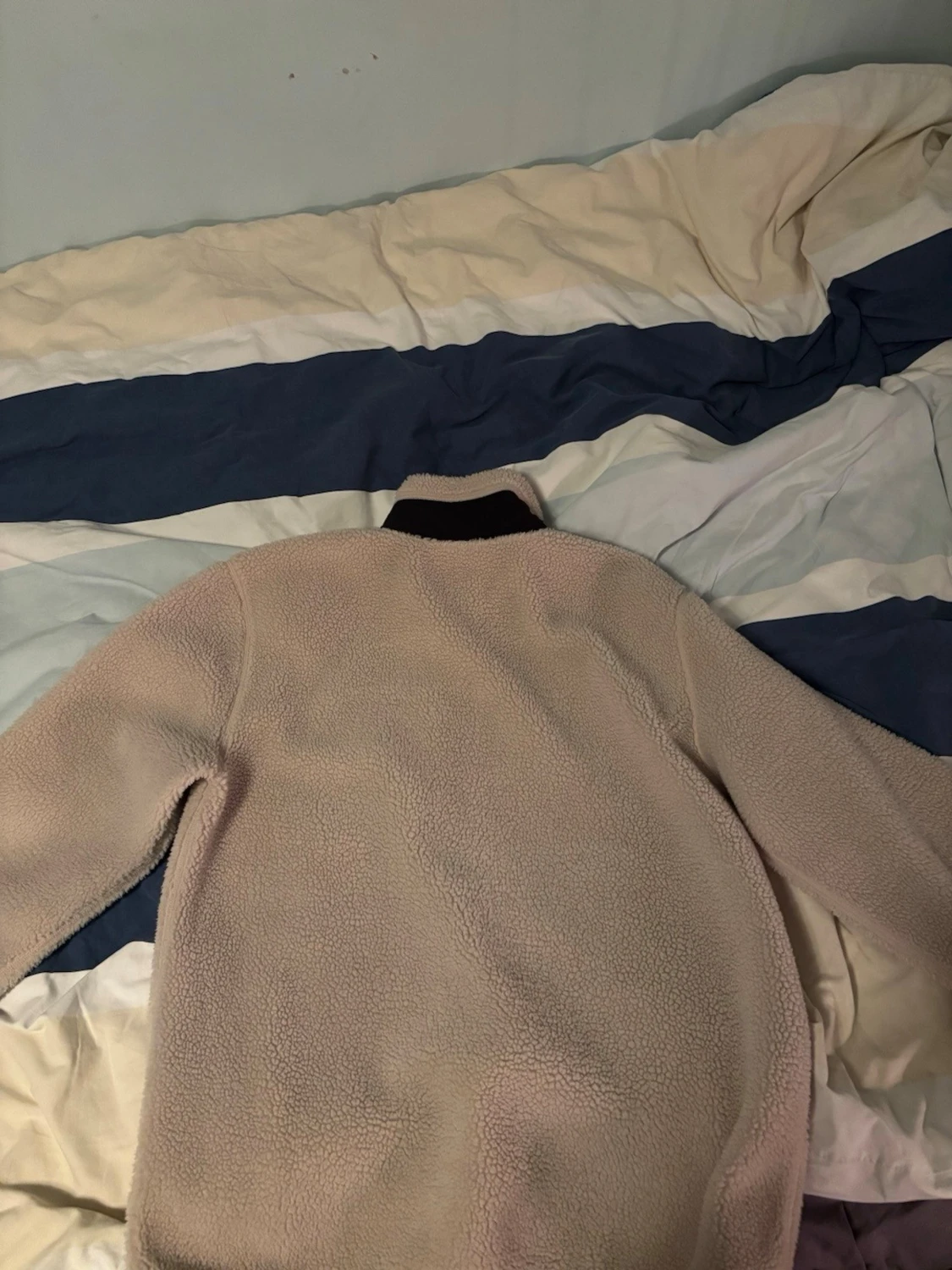 Beige teddyjacka från Sail Racing - 1