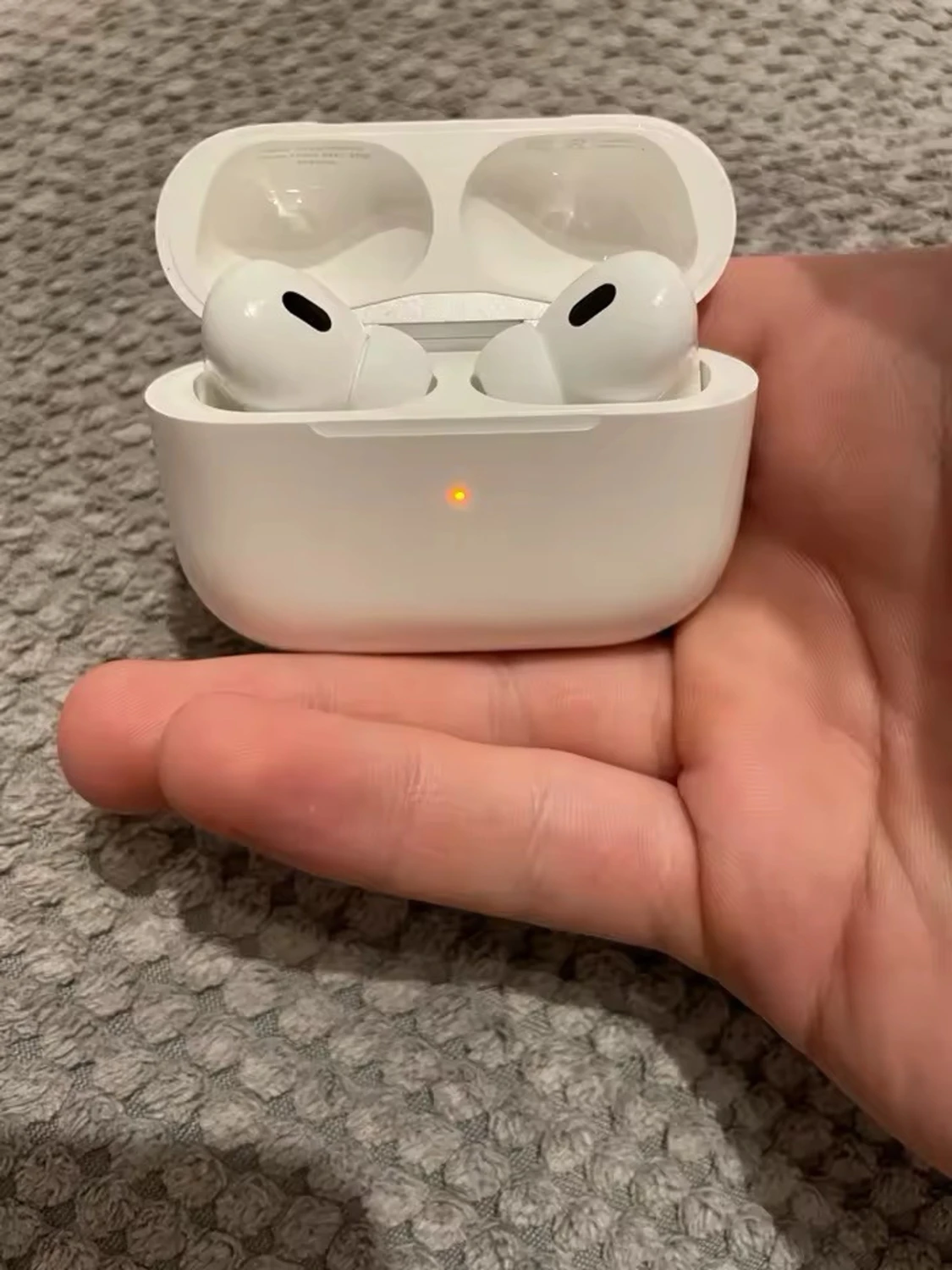 Apple AirPods Pro trådlösa hörlurar