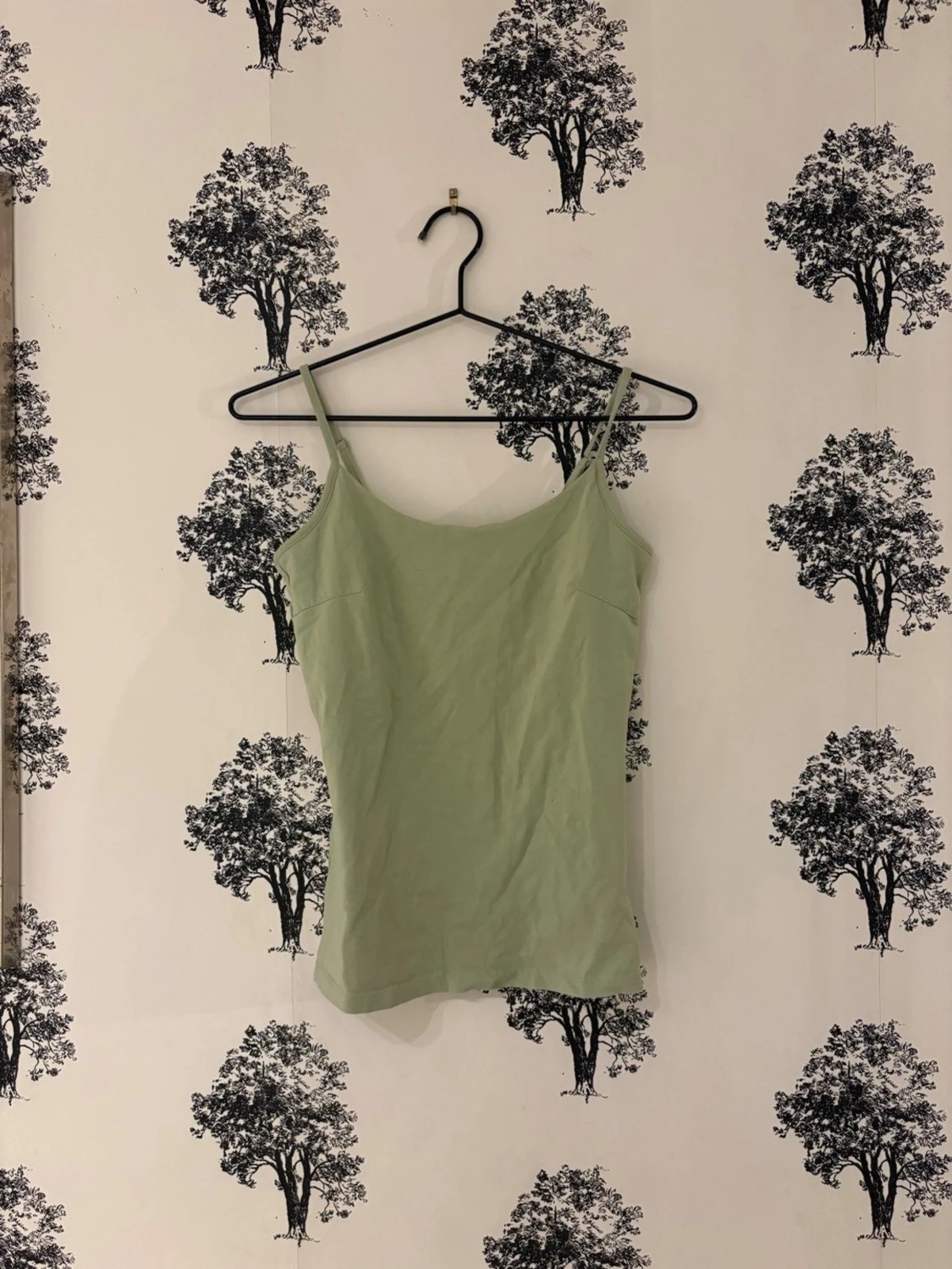 Ljusgrön linnetopp med smala band