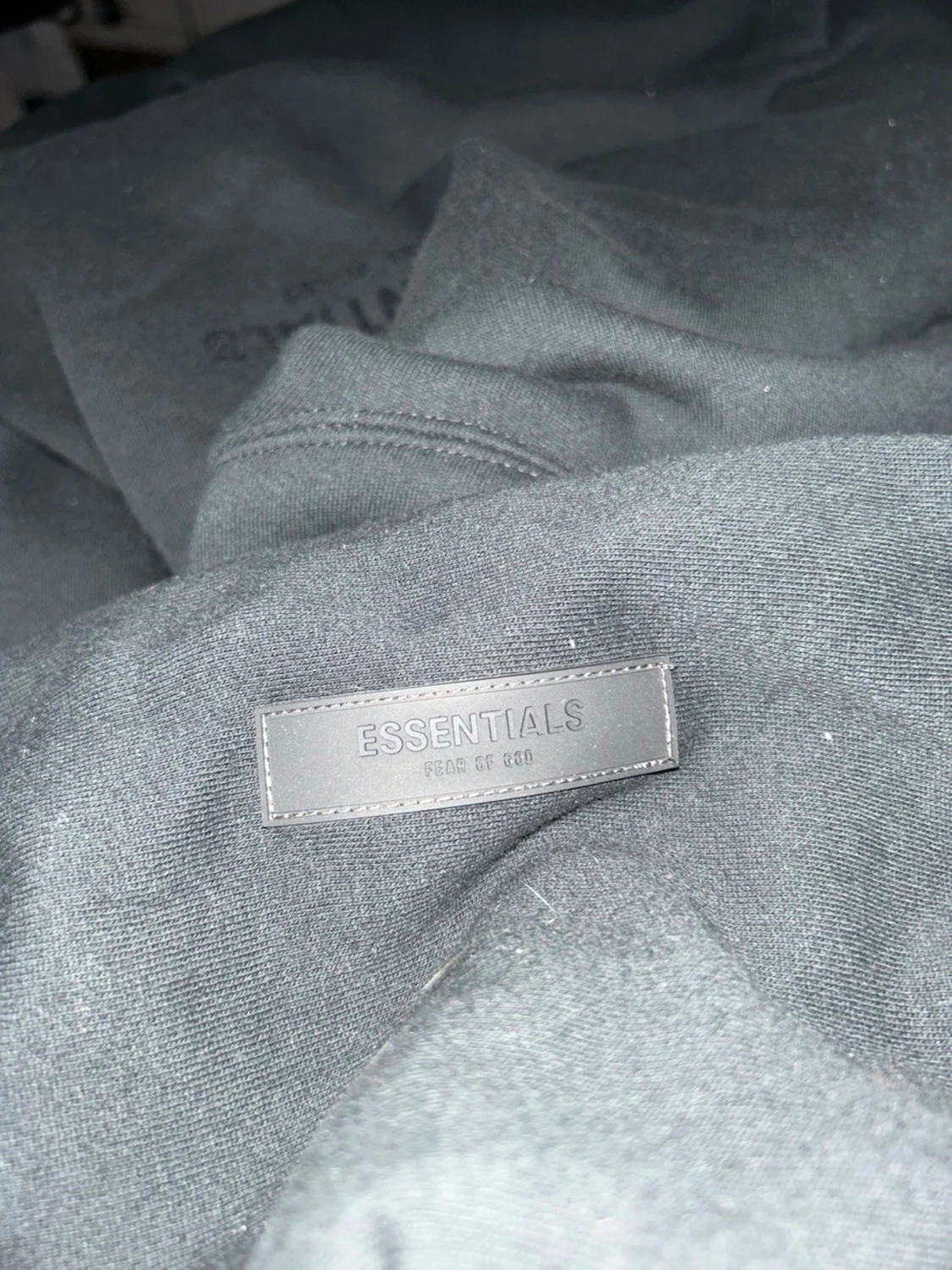 Svart Essentials Fear of God hoodie - 2