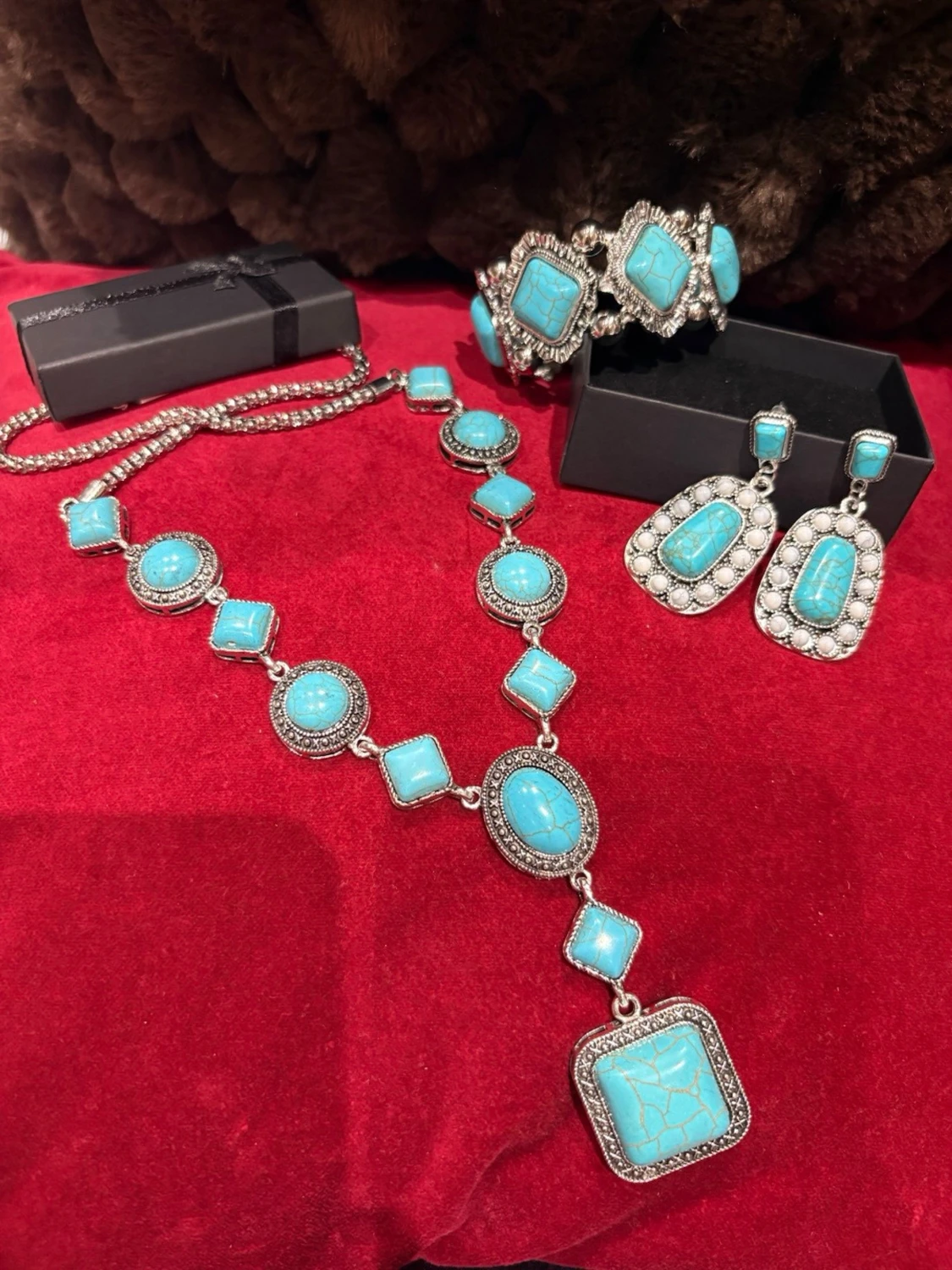 Turkos väst med silverdetaljer - 2