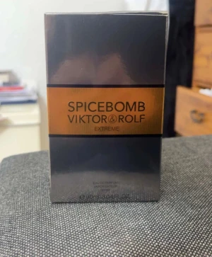 Parfym - Helt ny. Inte använd. 