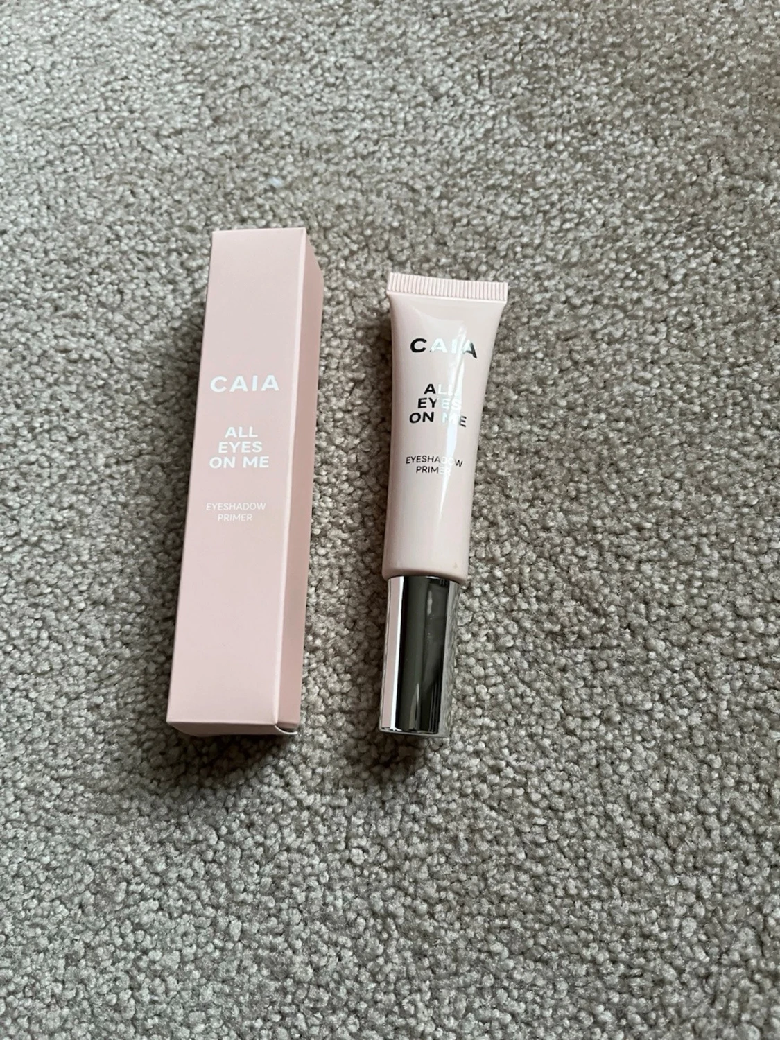 Caia ögonskuggs primer