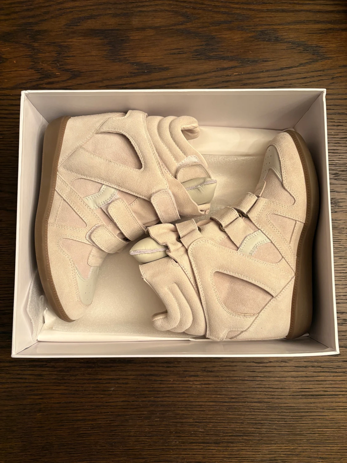  Isabel Marant skor i färgen ecru