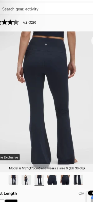  Lululemon yogapants - Säljer dessa då jag råkade köpa i en storlek för stort🩷 svin snygga mörkblå från lululemon, puss!! Storlek 2!!