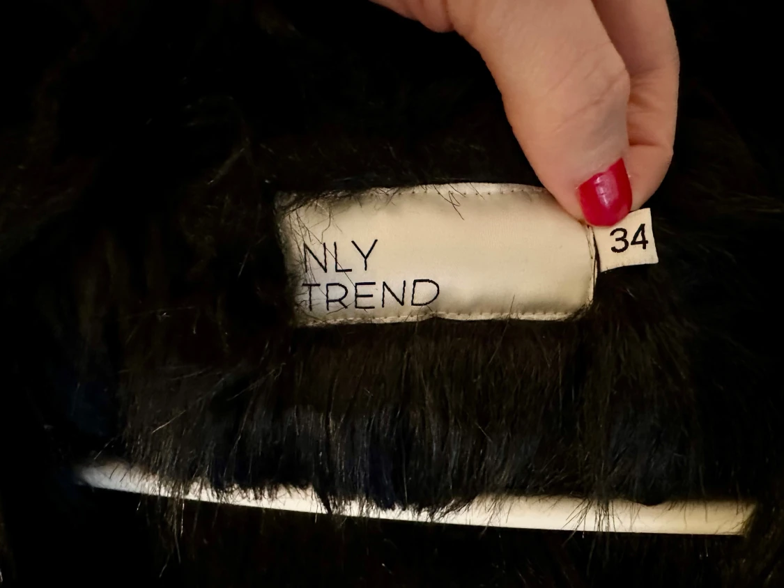 Super snygg/ varm Blå/grå camo parkas från NLY Trend ( Nelly ) - 3