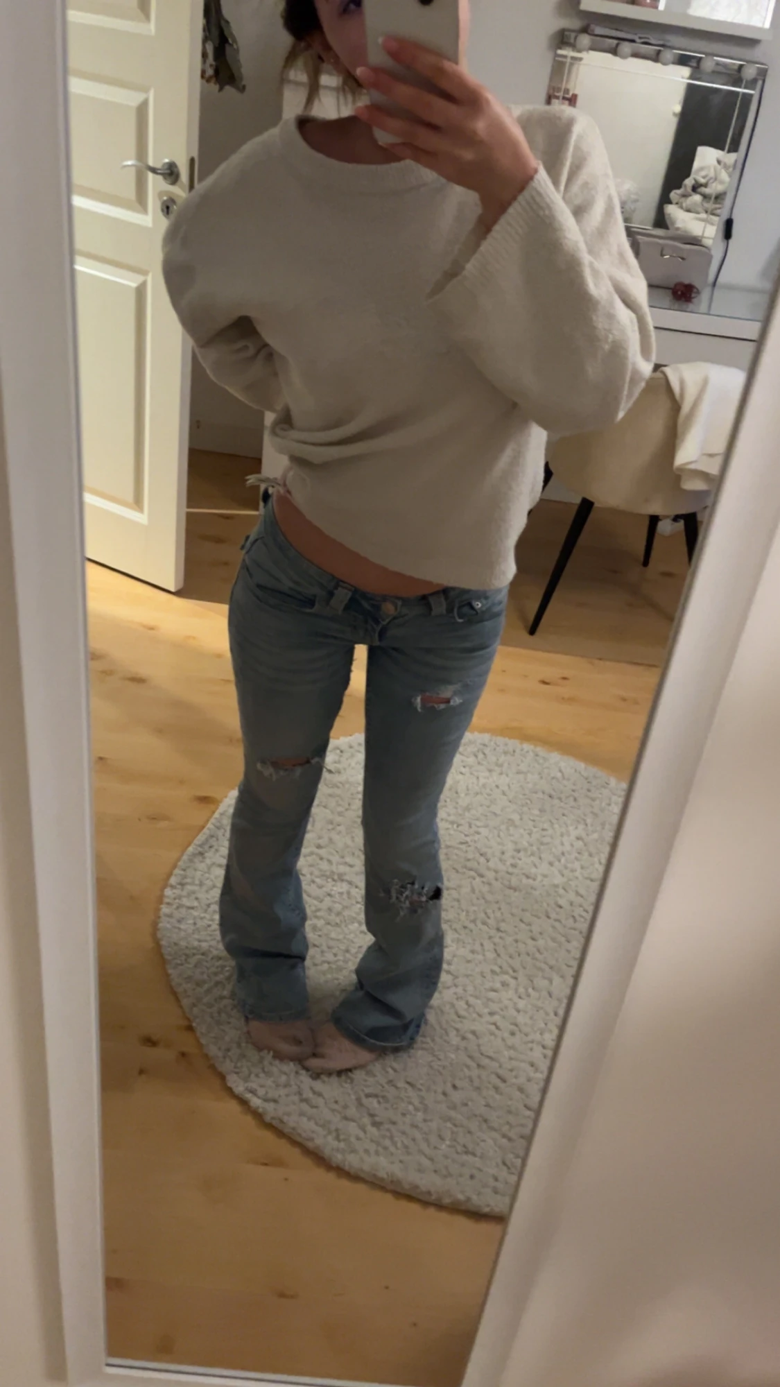 omsydda lågmidjade jeanse