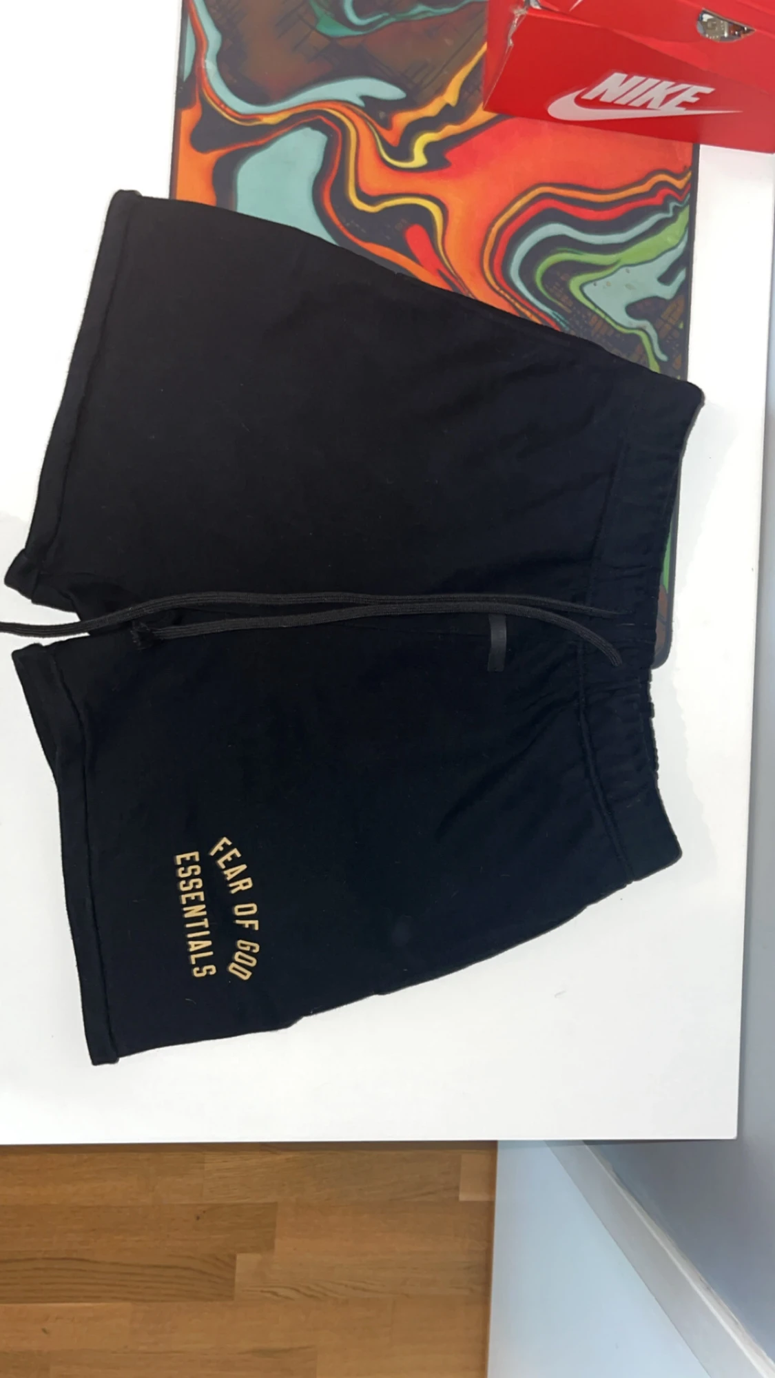 Svarta shorts Fear of God Essentials