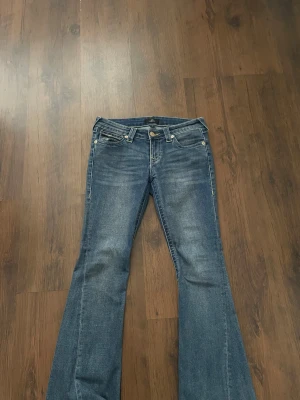 Lågmidjade jeans true religion  -  Låg midja det jeans från True religion 