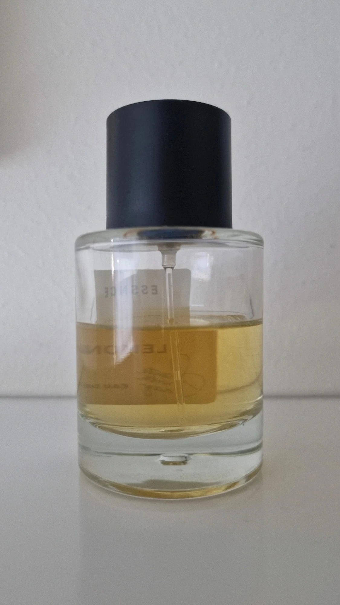 Lemon Eclair parfym från Essnce - 1