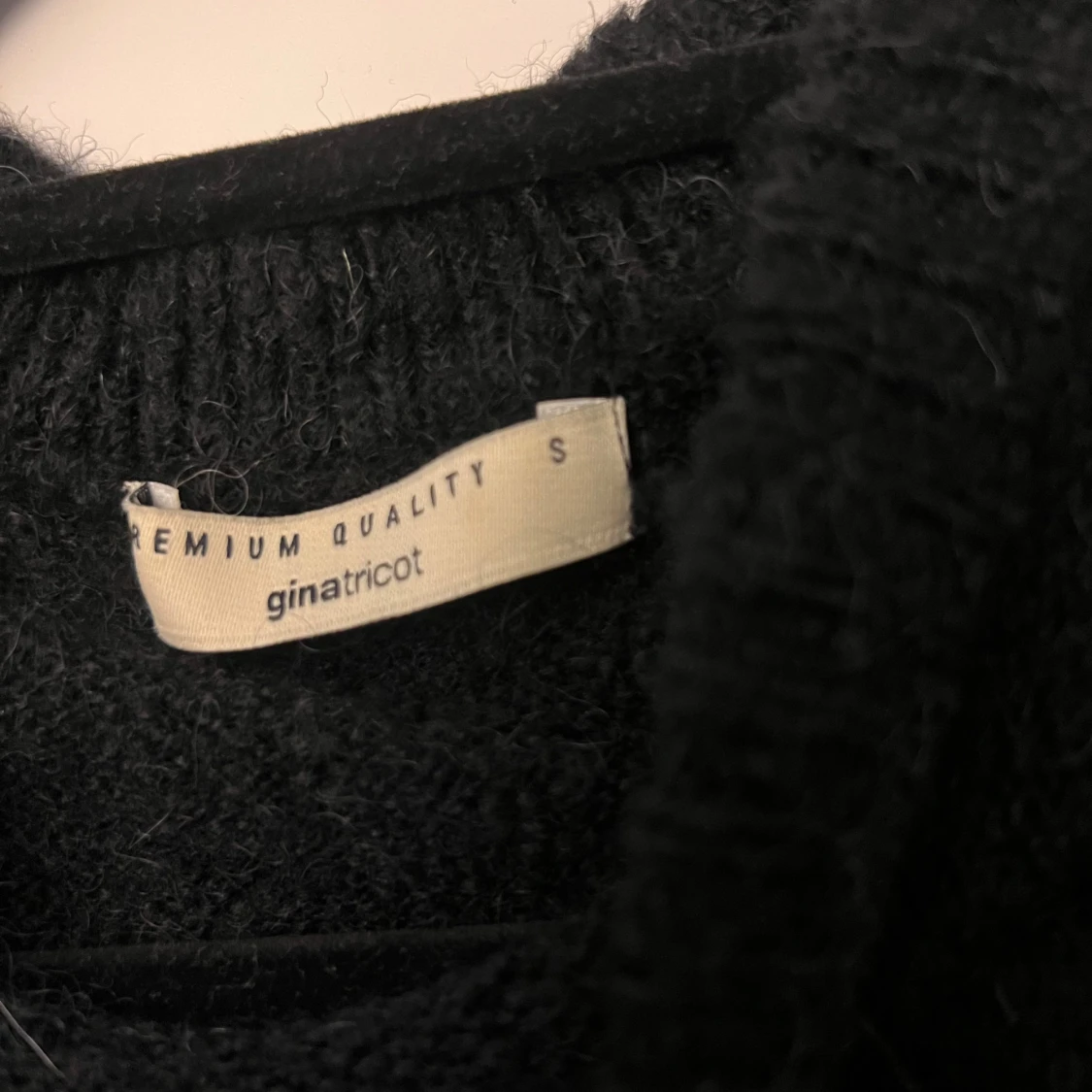 Stickad t shirt  - 1