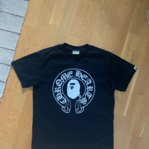 Bape Chrome Hearts tröja - Använd några gånger, men perfekt kondition. Storlek  small. 