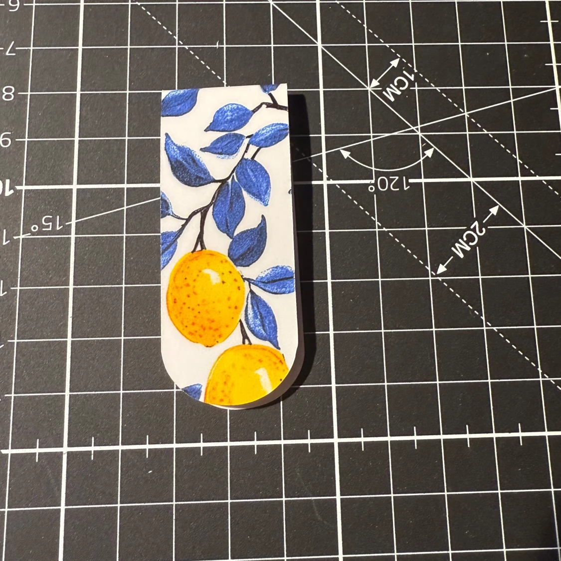 Magnetisk bokmärke  , handgjort  - 1