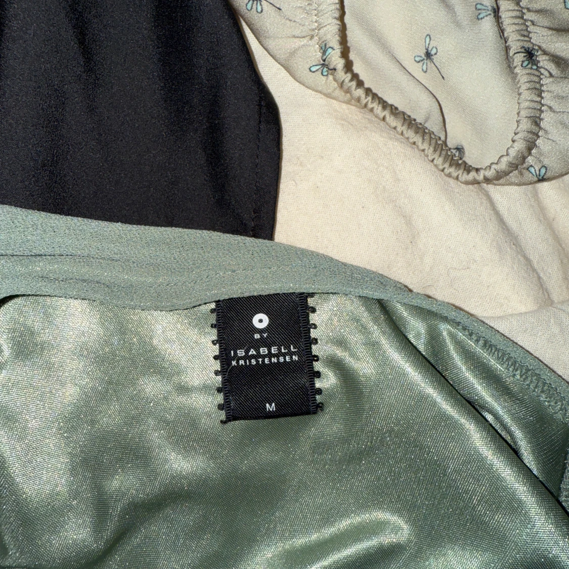 Grön omlottopp från Isabell Kristensen