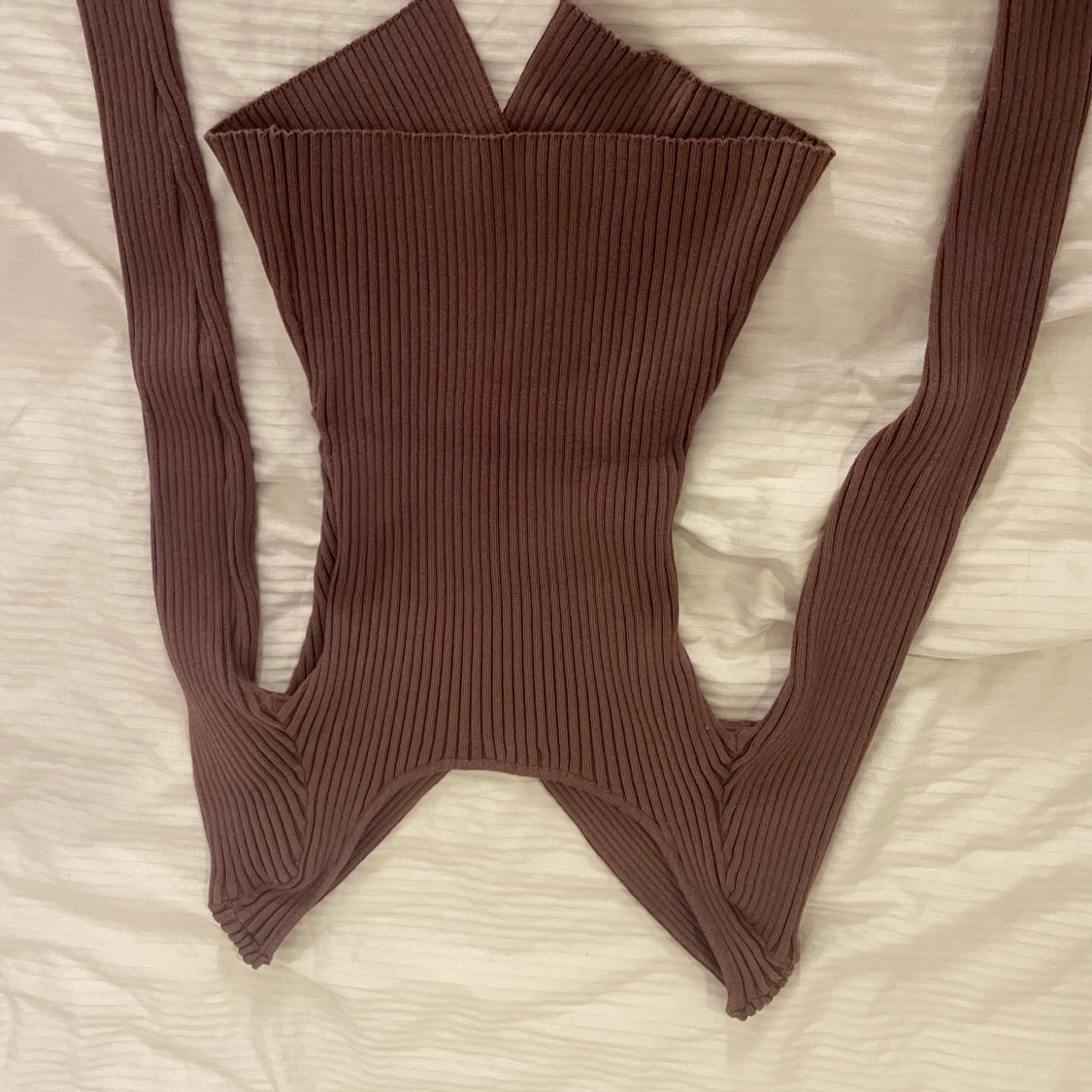 Ribbad brun topp - 1