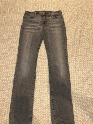 Jeans  - Grå jeans storlek S