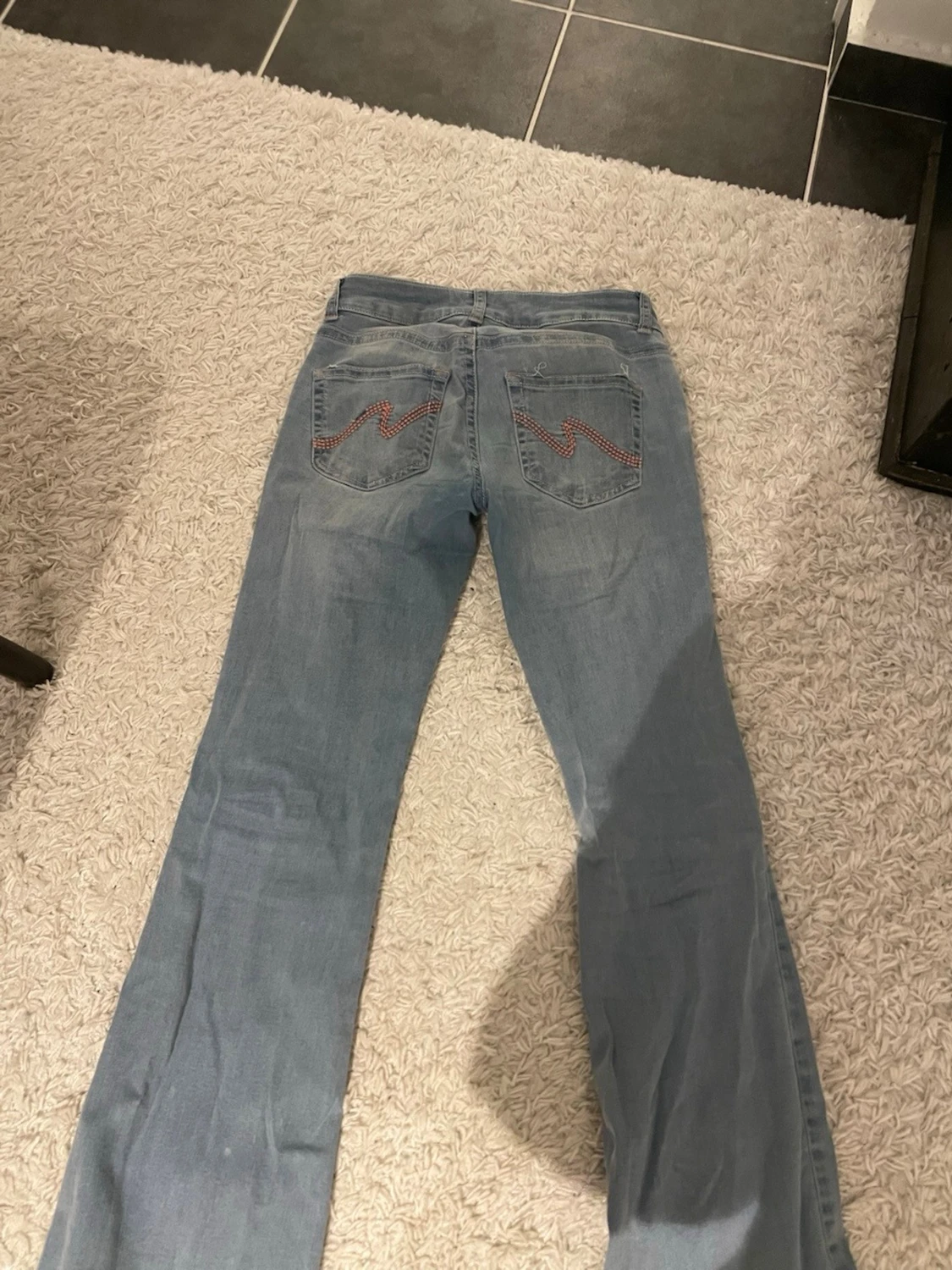 Jeans från nelly  - 1