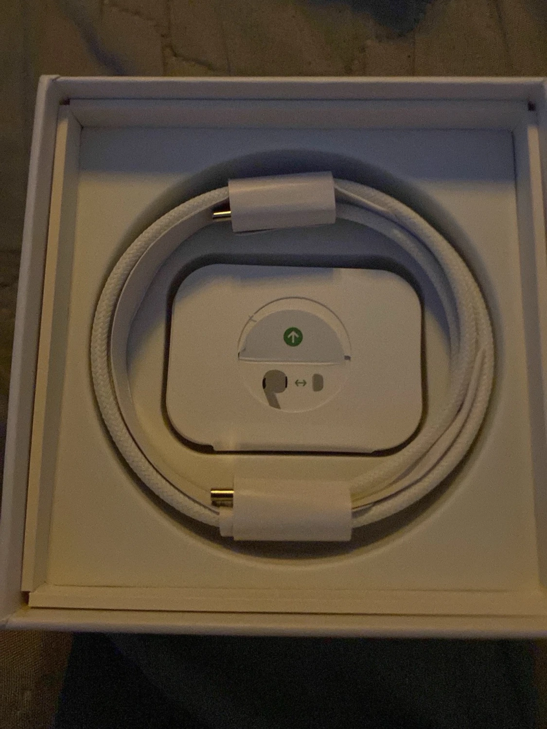 Apple AirPods Pro 2 USB-C - 3