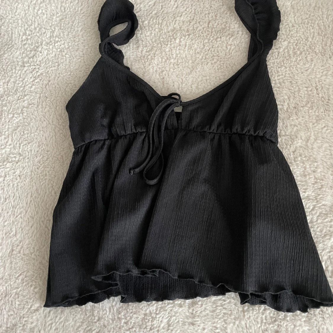 Svart volangtopp - 1