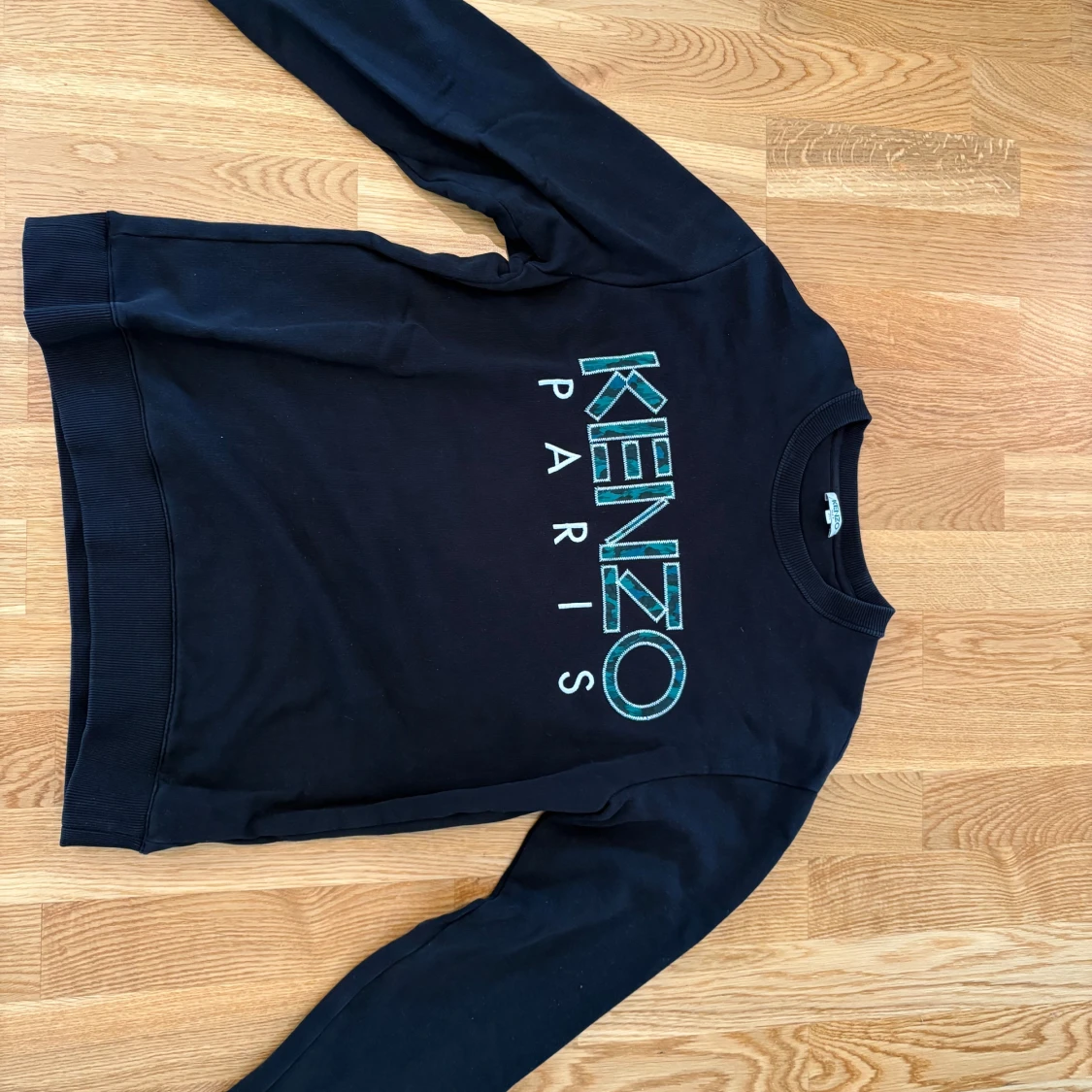 Svart Kenzo Paris sweatshirt
