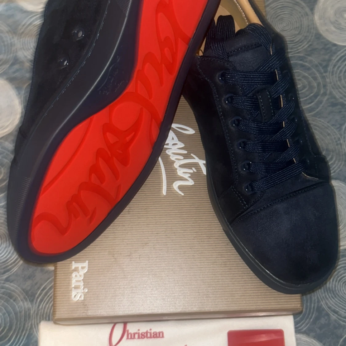 Christian Louboutin svarta sneakers mocka - 1