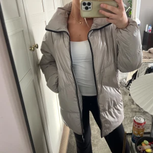 Massimo Dutti jacka - Superfin jacka från Massimo Dutti!