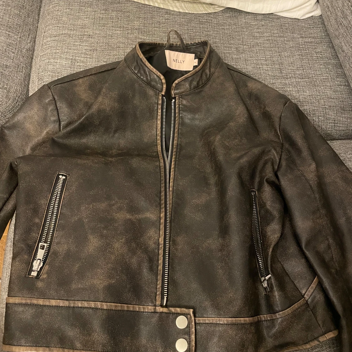 Brunskinnjacka från Nelly, stl S - 2