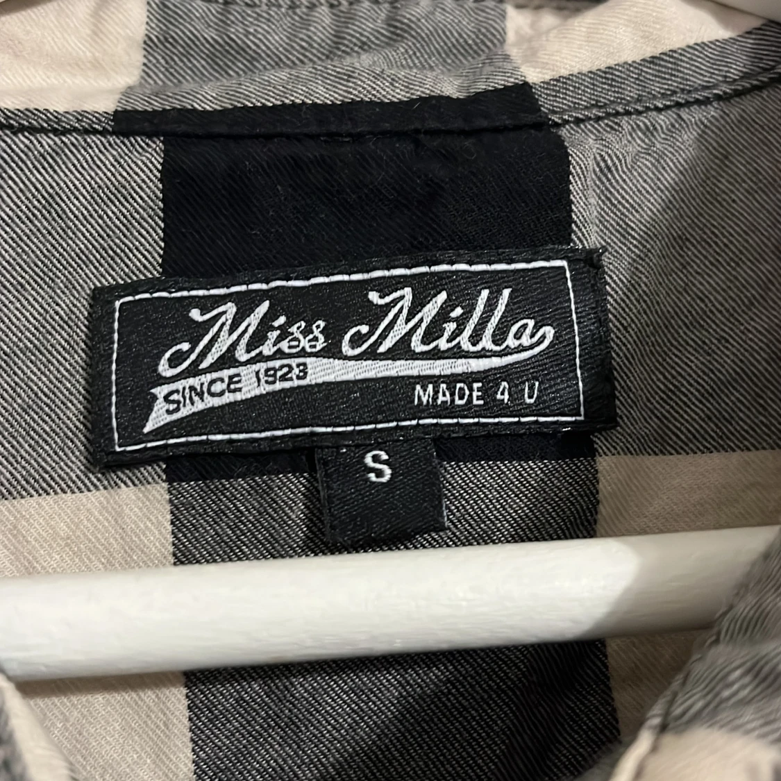 Rutig skjorta från Miss Milla S - 2