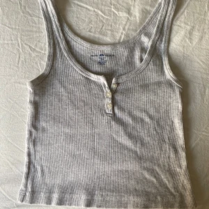 Brandy Melville linne - Aldrig använt 