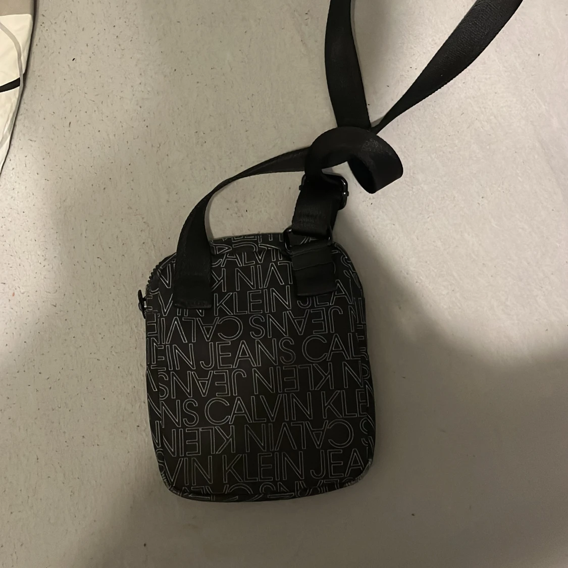 Svart axelväska Calvin Klein Jeans - 2