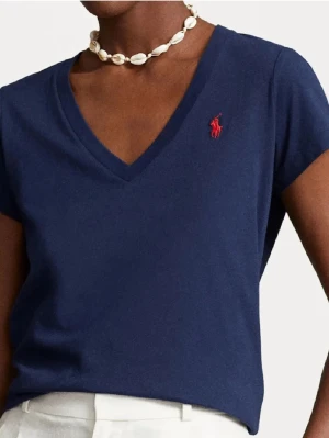 Ralph Lauren T-shirt - Storlek M men jag skulle säga att den passar på S också💘