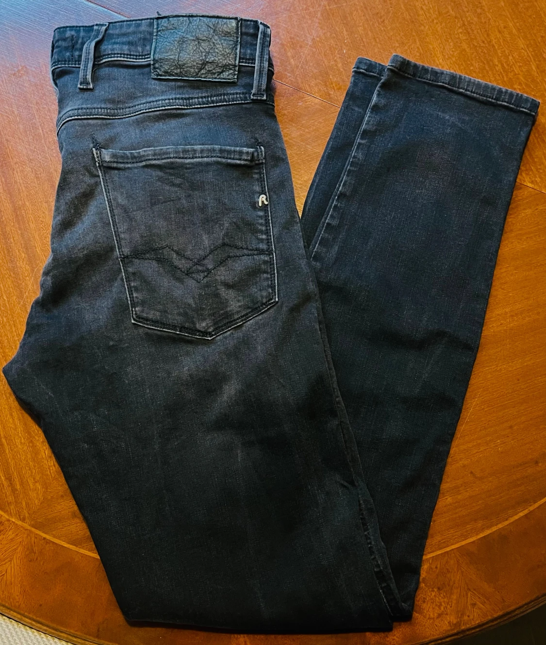 Replay Anbass svarta jeans, storlek 32 - 1