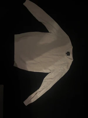 Less worries sweatshirt  - Fet tröja från less worries aldrig andvänd, 