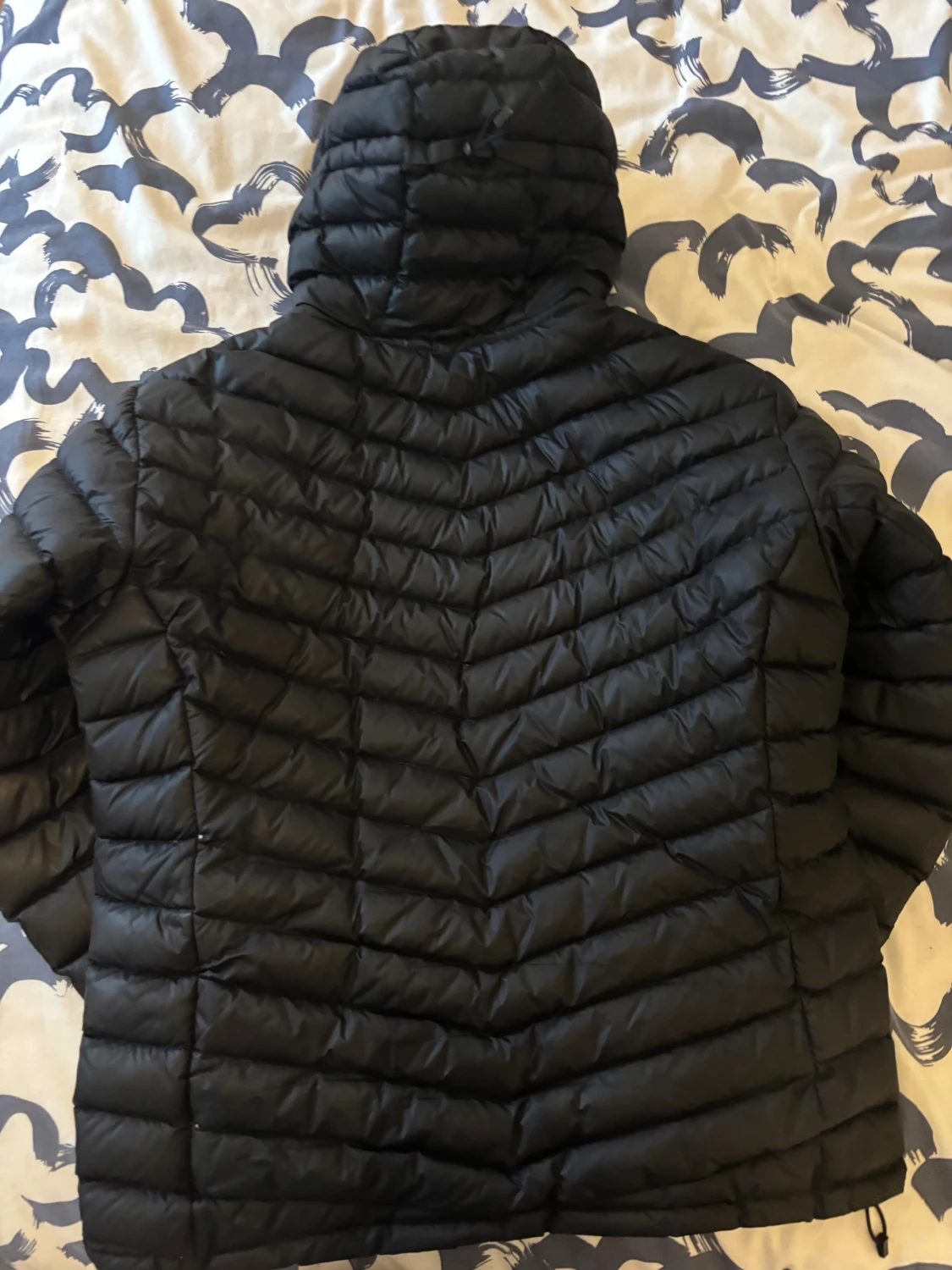 Svart Peak Performance dunjacka XL - 1