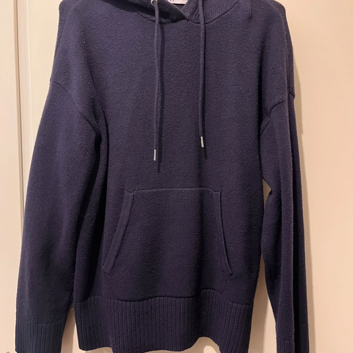Stickad hoodie strl S  - 2