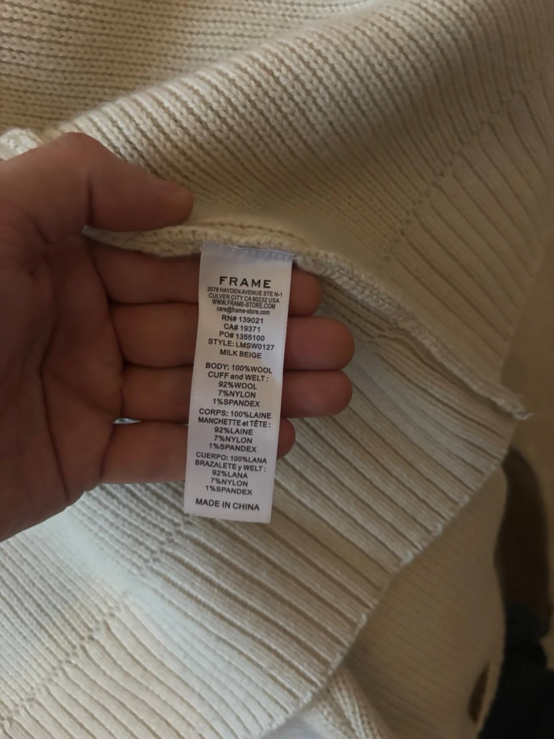 Beige stickad zip-tröja från FRAME. Runt 6000kr i nypris - 5