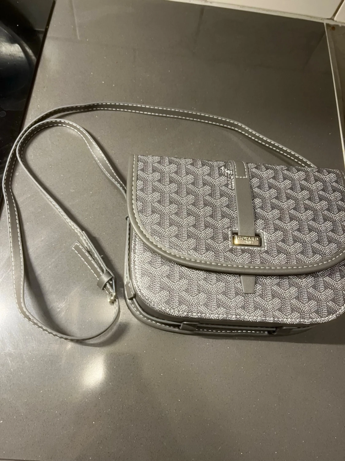 Grå axelväska  - 3