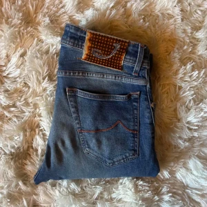 Jacob Cohen jeans - Jacob cohens i storlek W30 | Nypris: 5999 | Mitt pris: 999 men ej hugget i sten | Tveka ej på att skriva vid frågor eller funderingar☺️