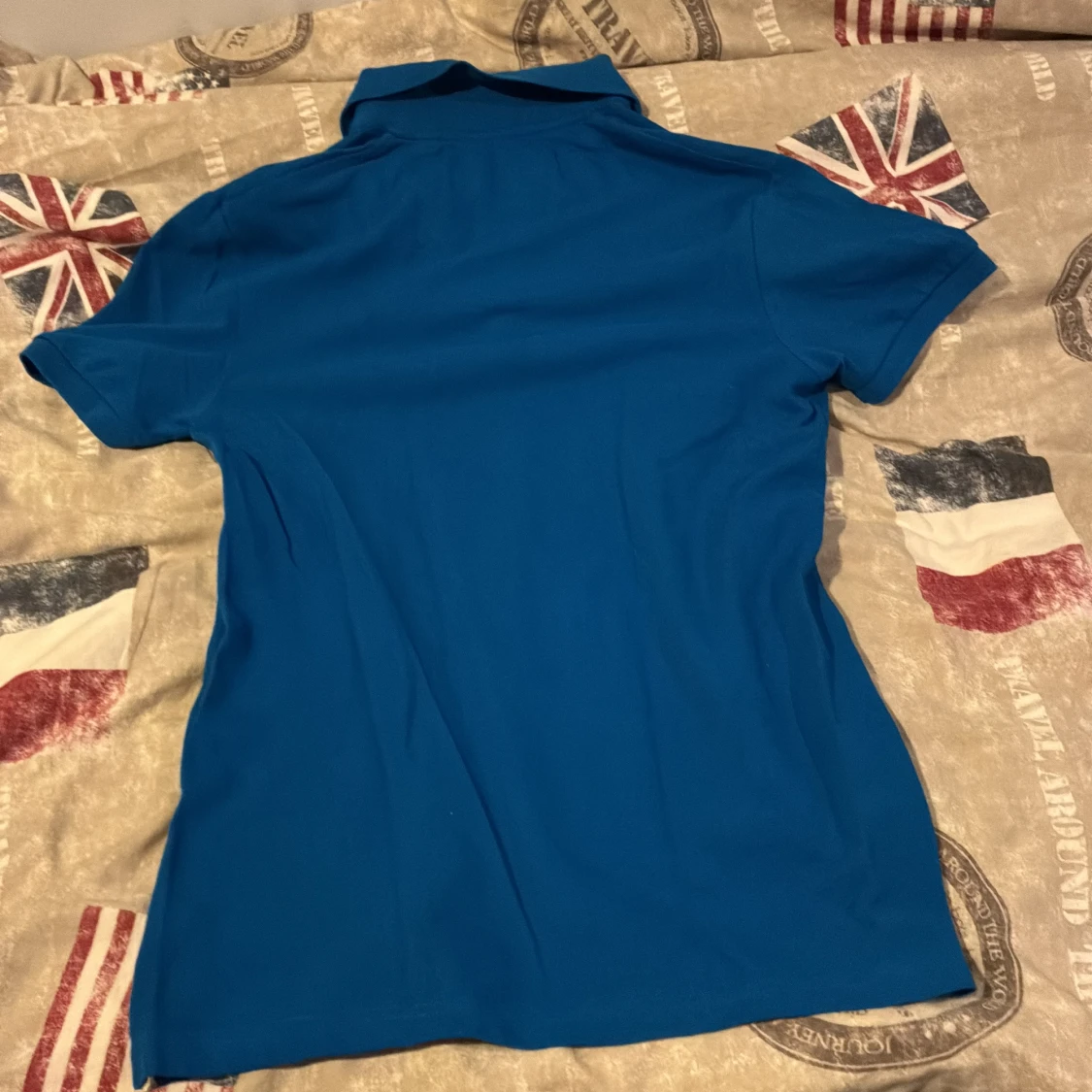 Blå pikétröja från Lyle & Scott - 1