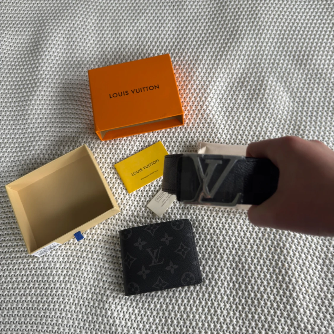 L och V all black bundle plånbok och bälte - 2