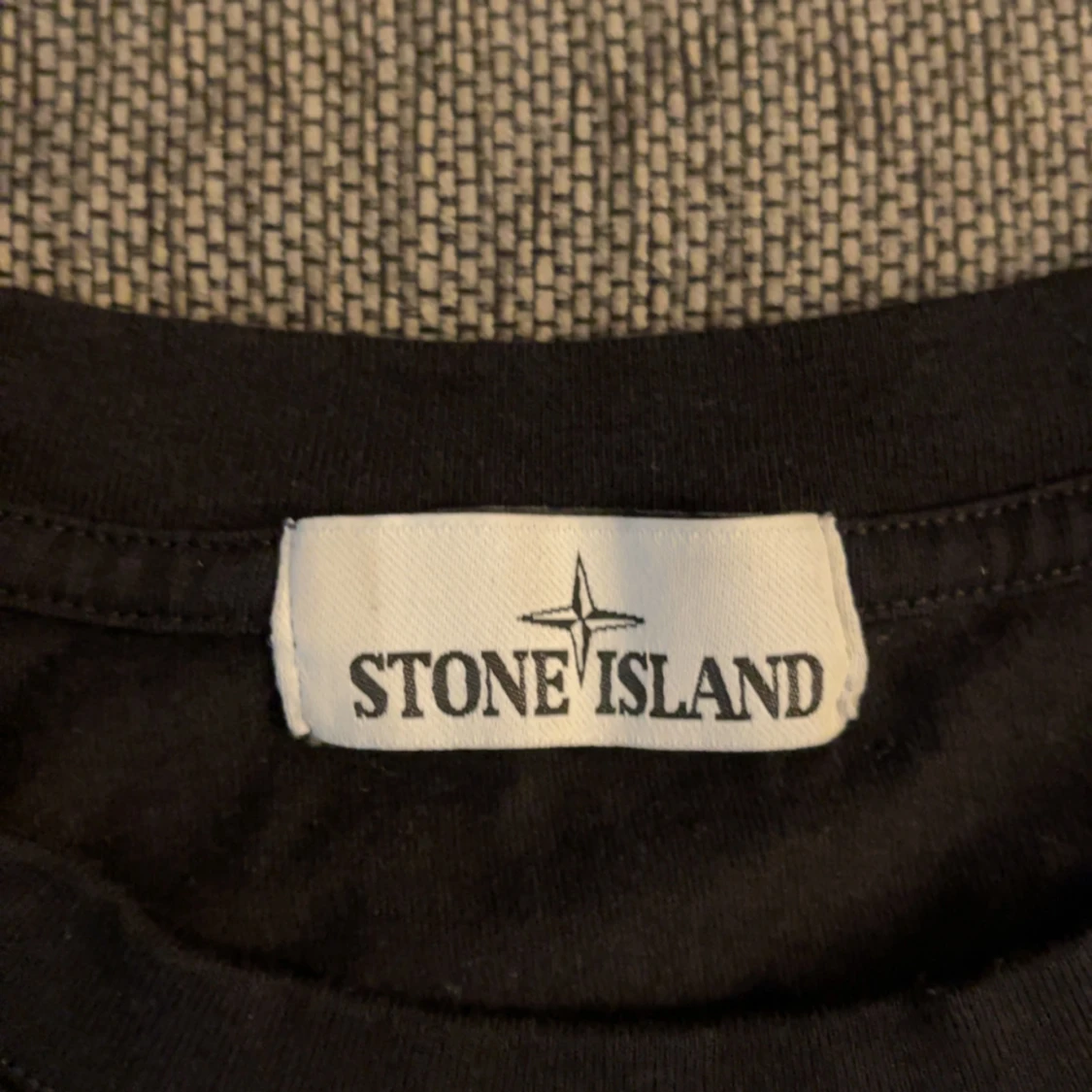 Svart Stone Island t-shirt med patch - 2