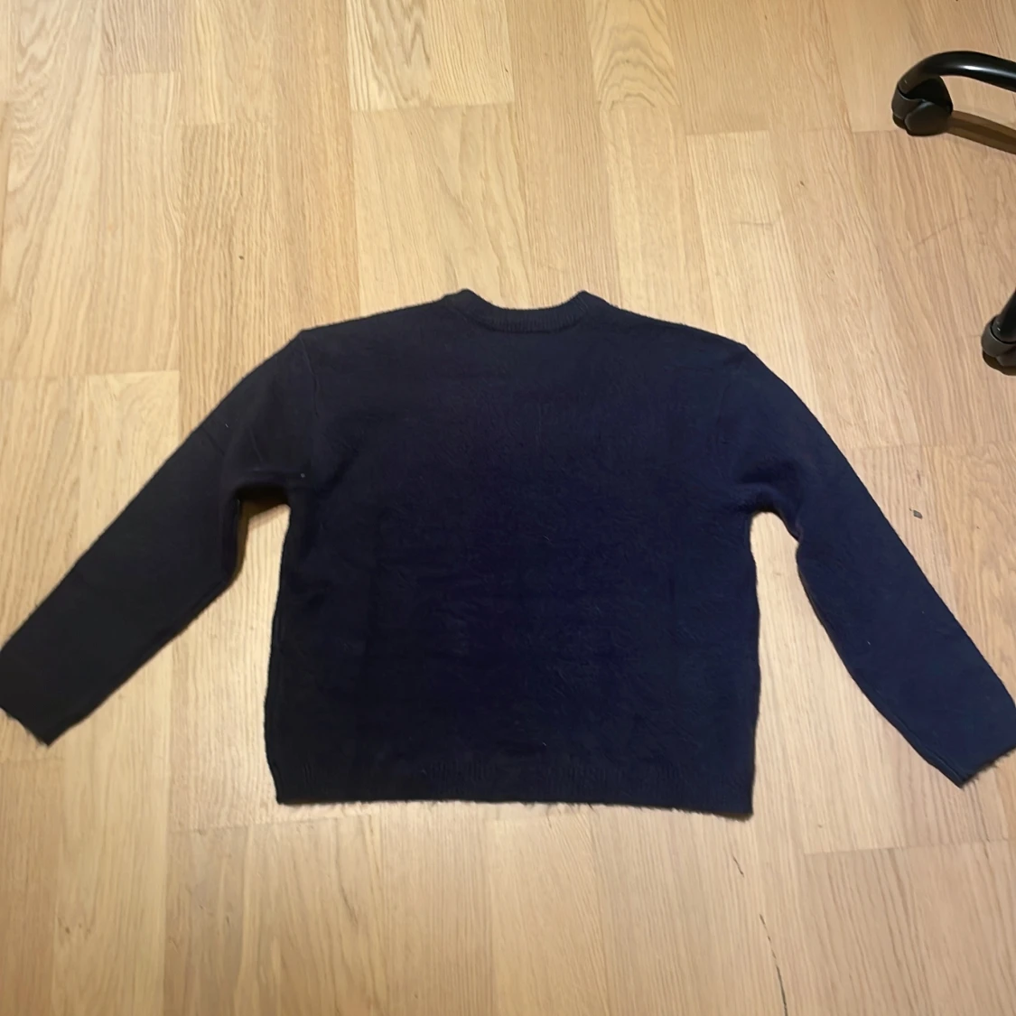 Mörkblå stickad tröja 157 - 3