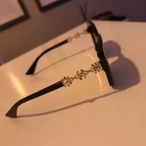 Solglasögon  - Helt nya 